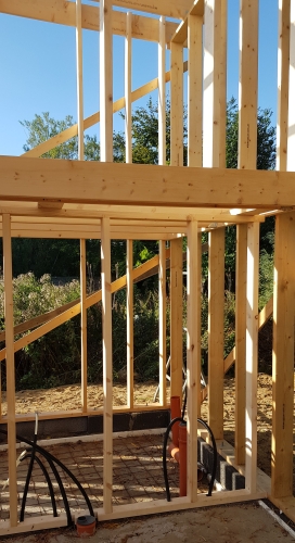 Tømrerarbejde i Roslev – opbygning af huset skelet