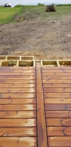 Træterrasse i Skive set fra oven med samlingsliste