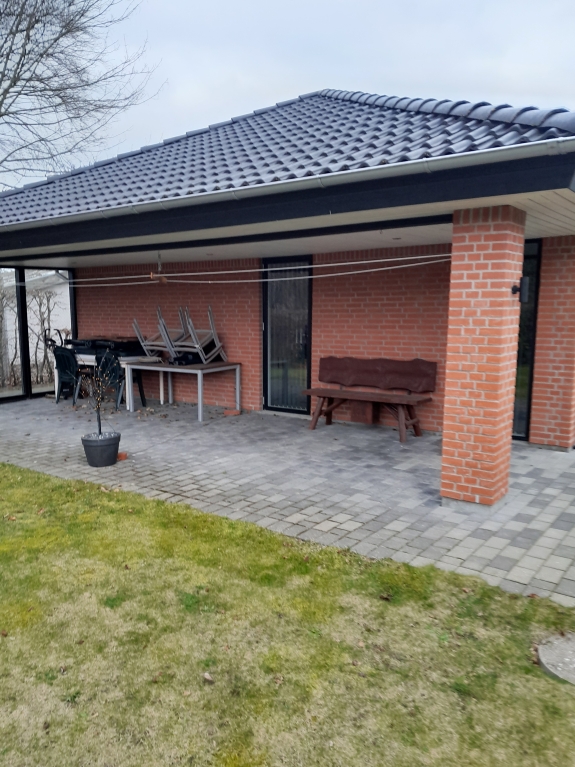 Før montering af nye vinduer i bolig i Spøttrup på Salling